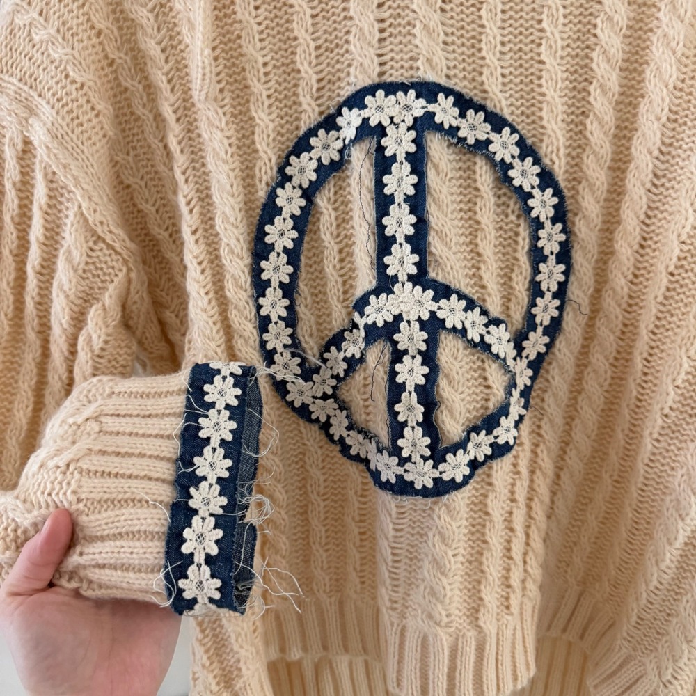 POL Peace Patch Trim Cable Knit Hoodie Sweater Cream L Boho Chunky knit Hippie - Picture 2 of 6